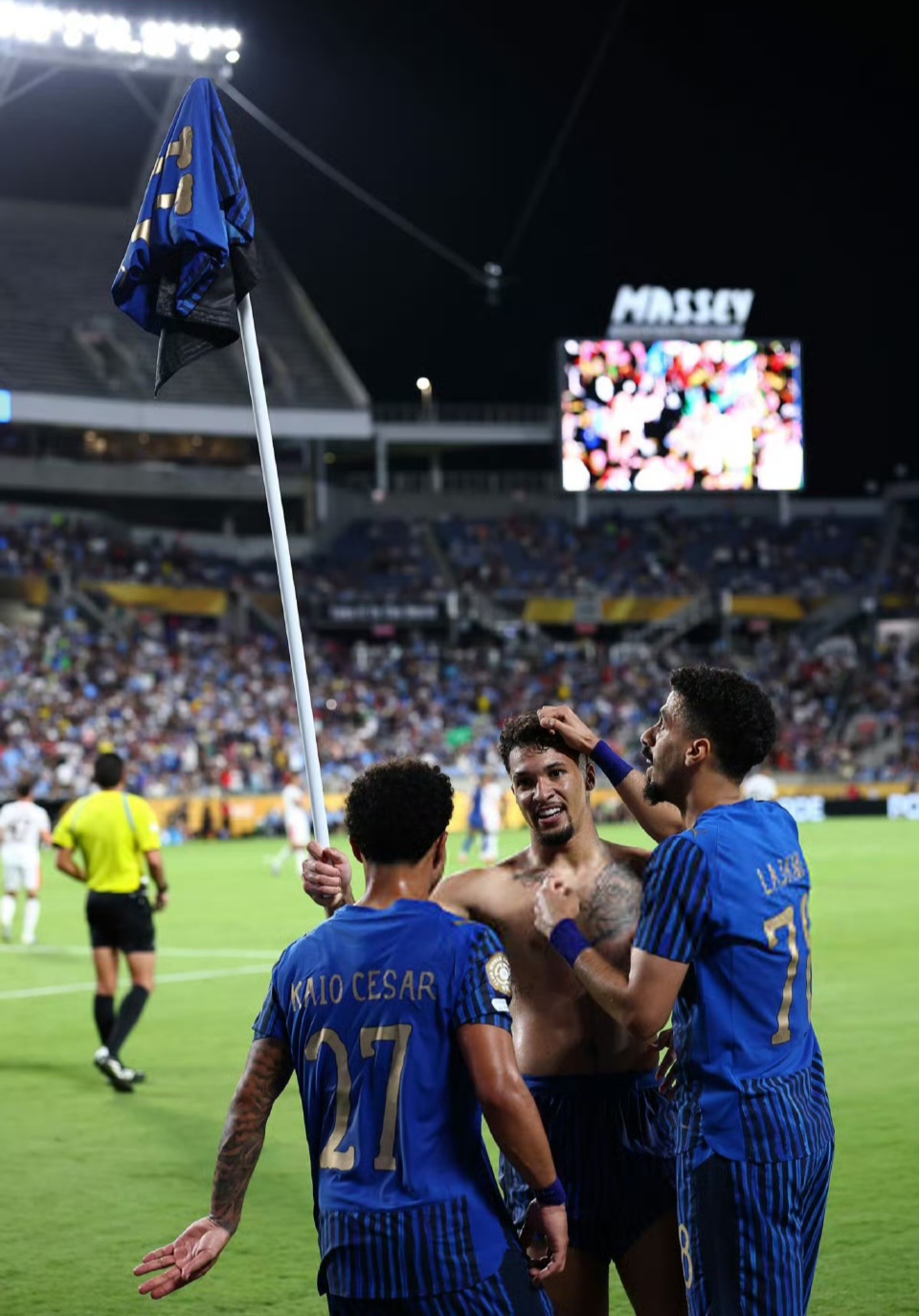 关于拉齐奥发布备战花絮；赛前单刀错失；德甲任务艰巨；球队文化再被提及的信息-ios版下载